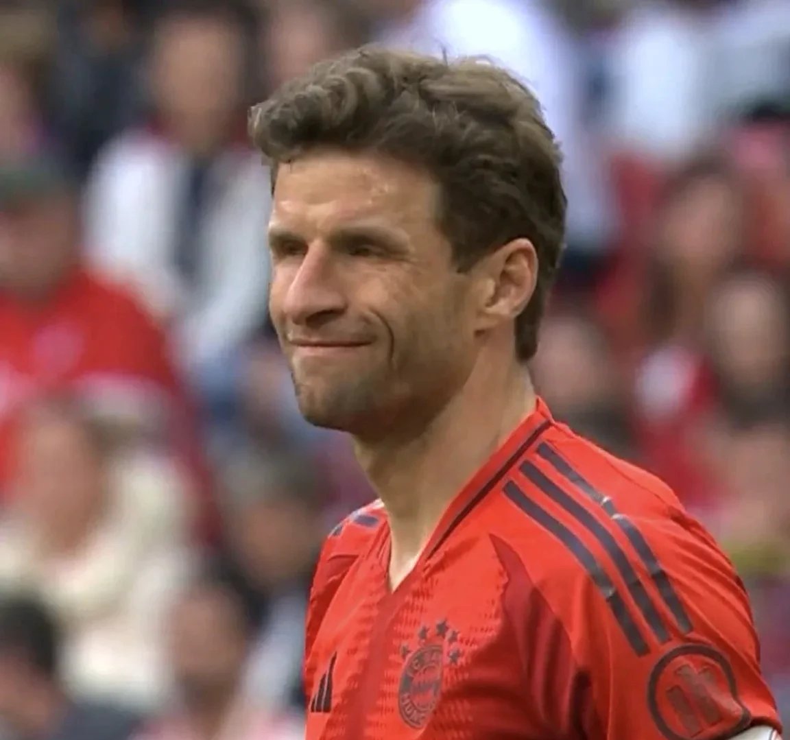 电竞-费德勒在拜仁比赛中领先优势明显，持续失利引发热议！比赛高潮迭起的简单介绍-电竞